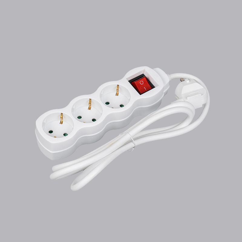 LOG-03K รางปลั๊กไฟทรงมะระ 3 ทาง ชนิดเยอรมัน พร้อมสวิตซ์ Multi-Socket